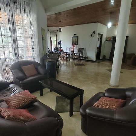 Villa Sea Sprays Hikkaduwa Εξωτερικό φωτογραφία