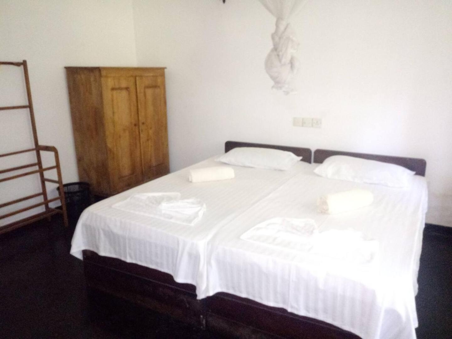 Villa Sea Sprays Hikkaduwa Εξωτερικό φωτογραφία