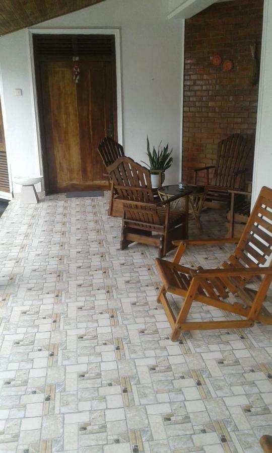 Villa Sea Sprays Hikkaduwa Εξωτερικό φωτογραφία